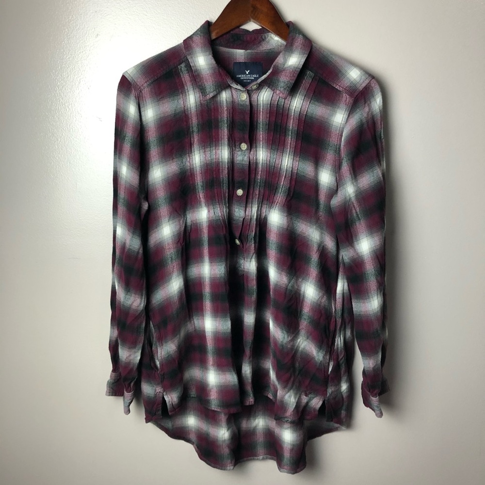 American Eagle Flannel Button Down Size Large
